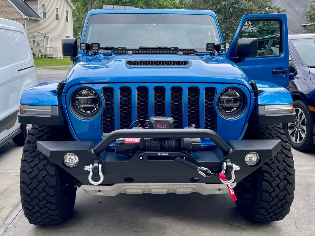 Jeep Licensed by RedRock Trail Force HD Front Bumper with Jeep Logo (20-25 Jeep Gladiator JT)