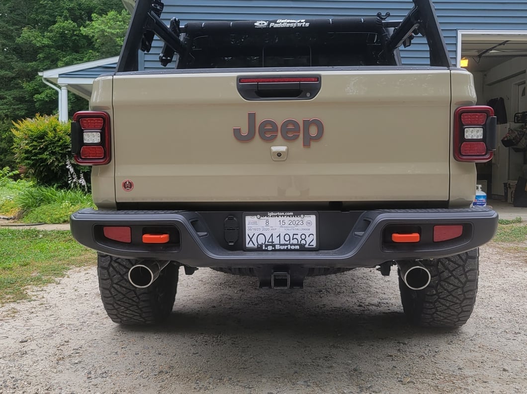 RedRock Dual Exhaust System with Polished Tips; Rear Exit (20-25 3.6L Jeep Gladiator JT)