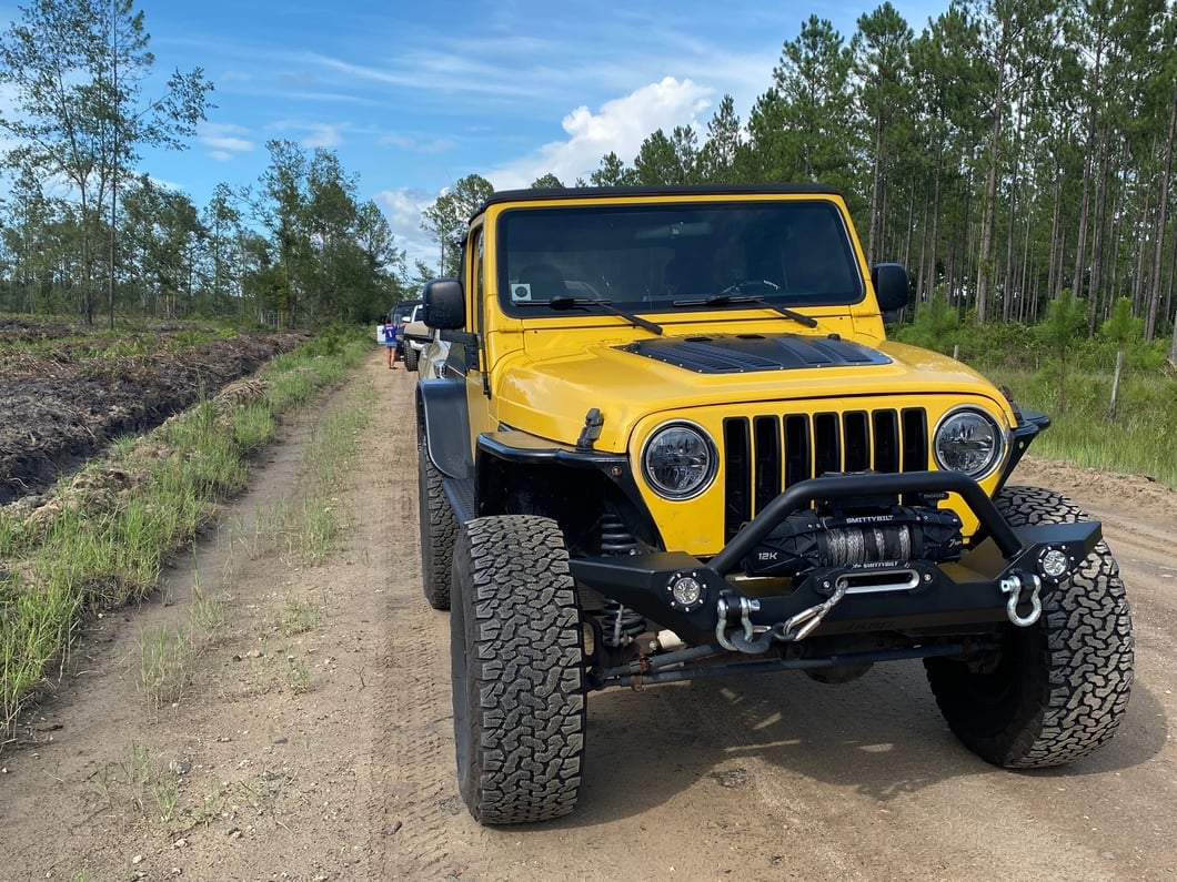 Jeep Licensed by RedRock Trail Force HD LED Front Bumper with Jeep Logo (87-06 Jeep Wrangler YJ & TJ)