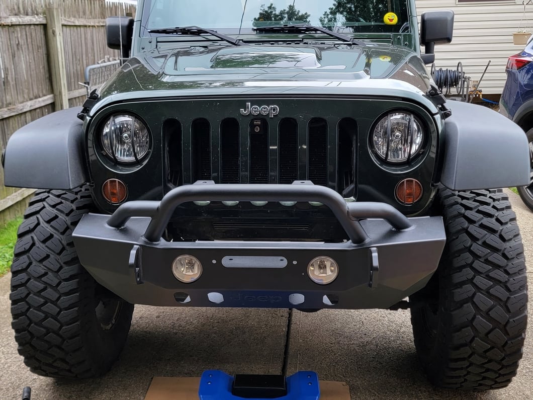 Jeep Licensed by RedRock Crawler Stubby Winch Front Bumper with Jeep Logo (07-18 Jeep Wrangler JK)