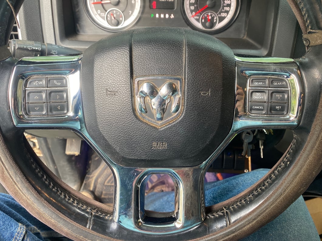 RedRock Steering Wheel Trim; Chrome (09-18 RAM 1500)
