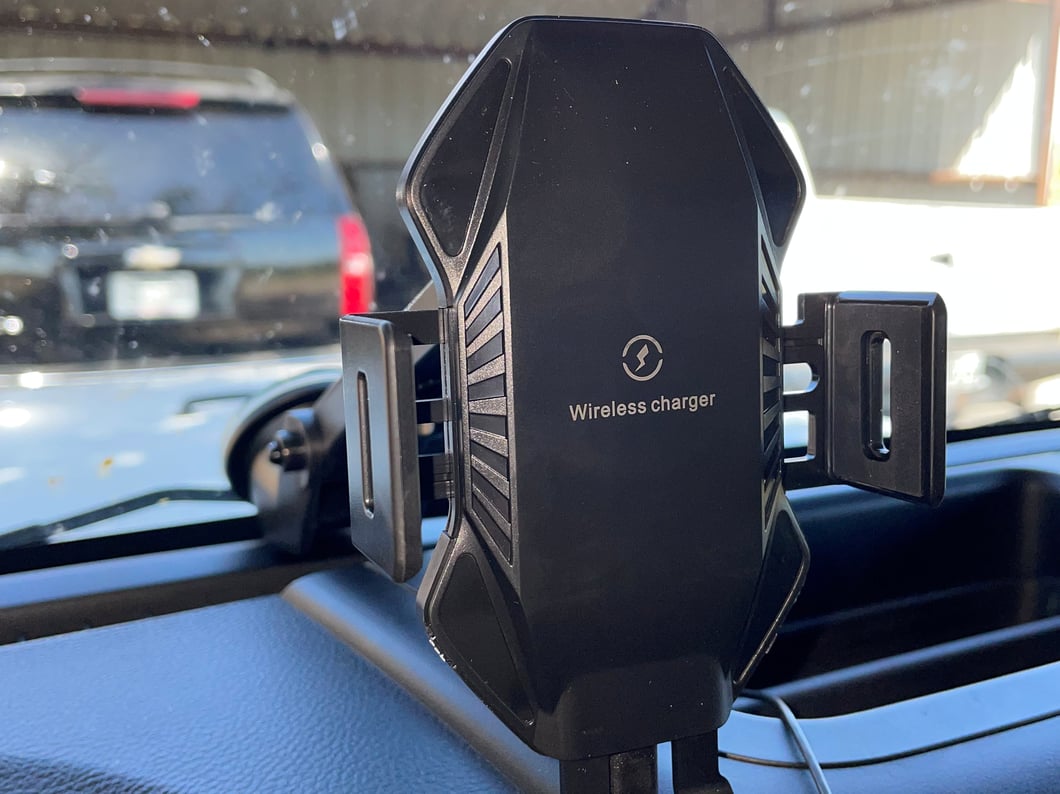 RedRock Wireless Charging Phone Mount