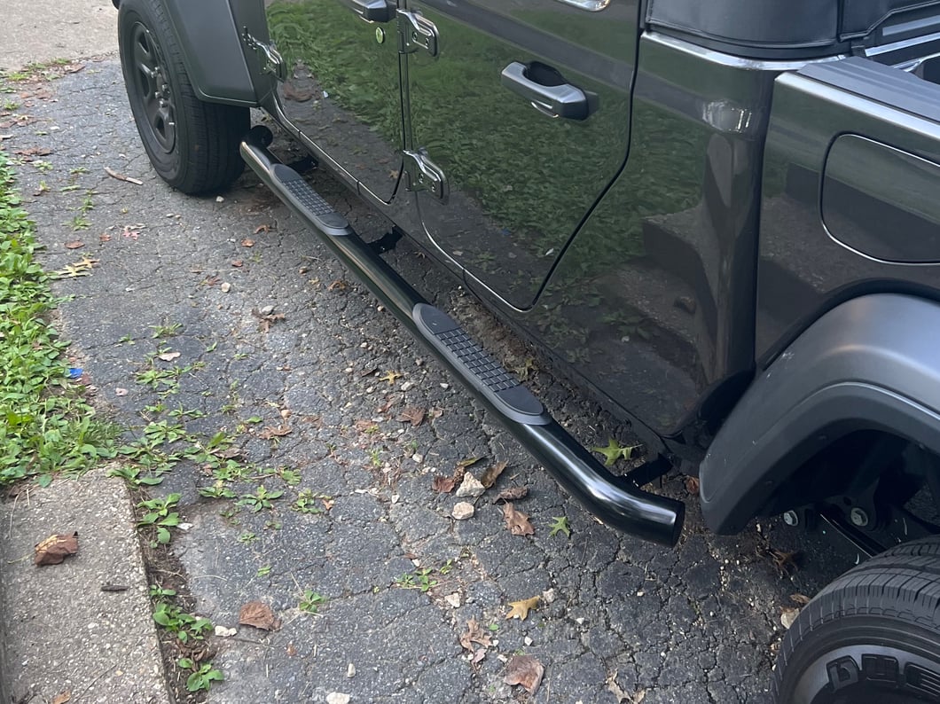 RedRock 3-Inch Round Side Step Bars; Semi-Gloss Black (20-25 Jeep Gladiator JT)