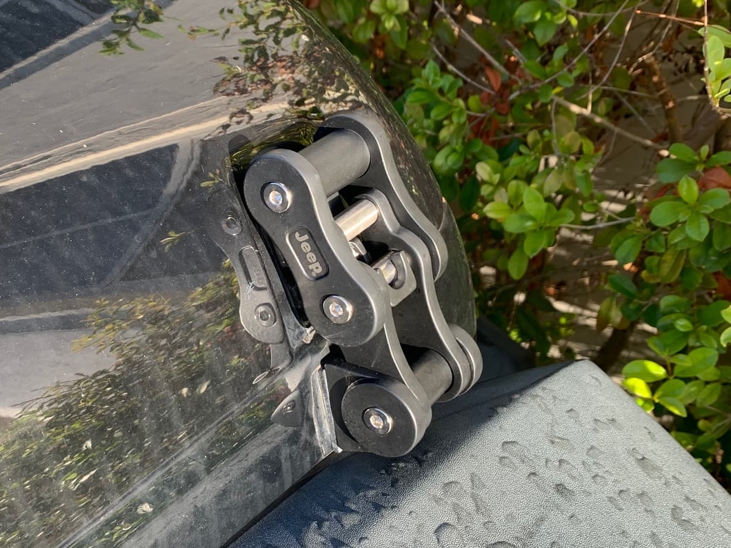 Jeep Licensed by RedRock Billet Aluminum Hood Catch Set with Jeep Logo (07-18 Jeep Wrangler JK)