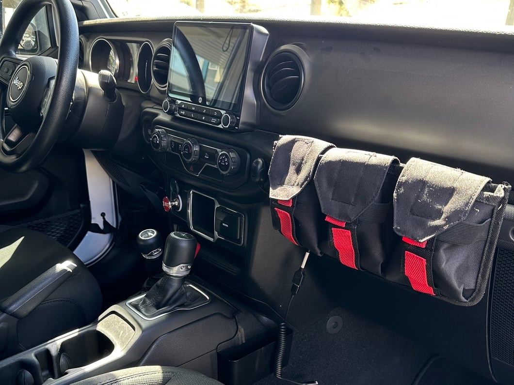 RedRock Grab Handle Storage Bag; Tri Pocket (20-25 Jeep Gladiator JT)