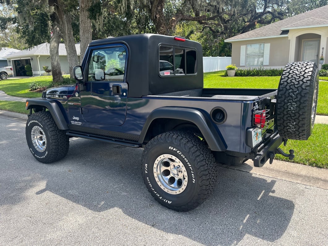 RedRock Steel Front Grab Handles (97-06 Jeep Wrangler TJ)