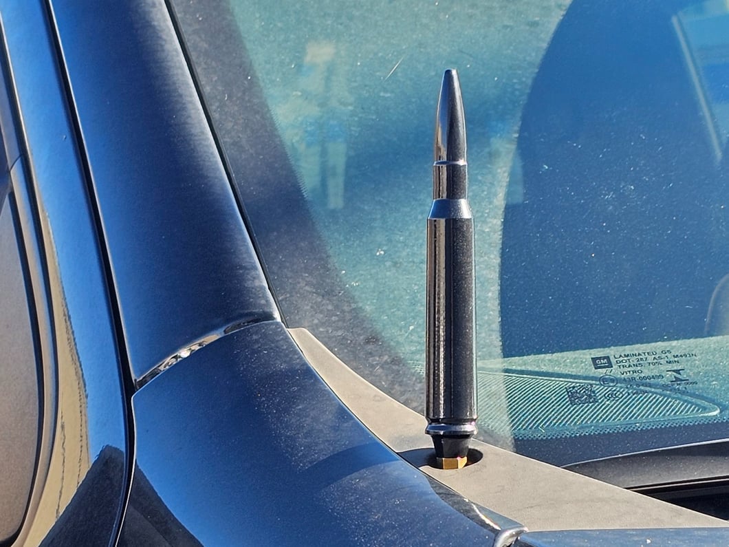RedRock Antenna; 5.7-Inch (07-25 Silverado 1500)