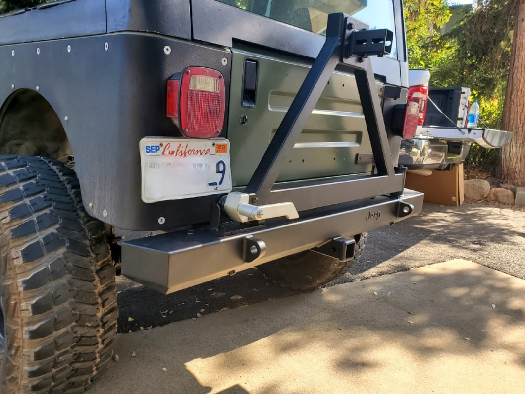 Jeep Licensed by RedRock Classic Rear Bumper with Tire Carrier and Jeep Logo (87-06 Jeep Wrangler YJ & TJ)