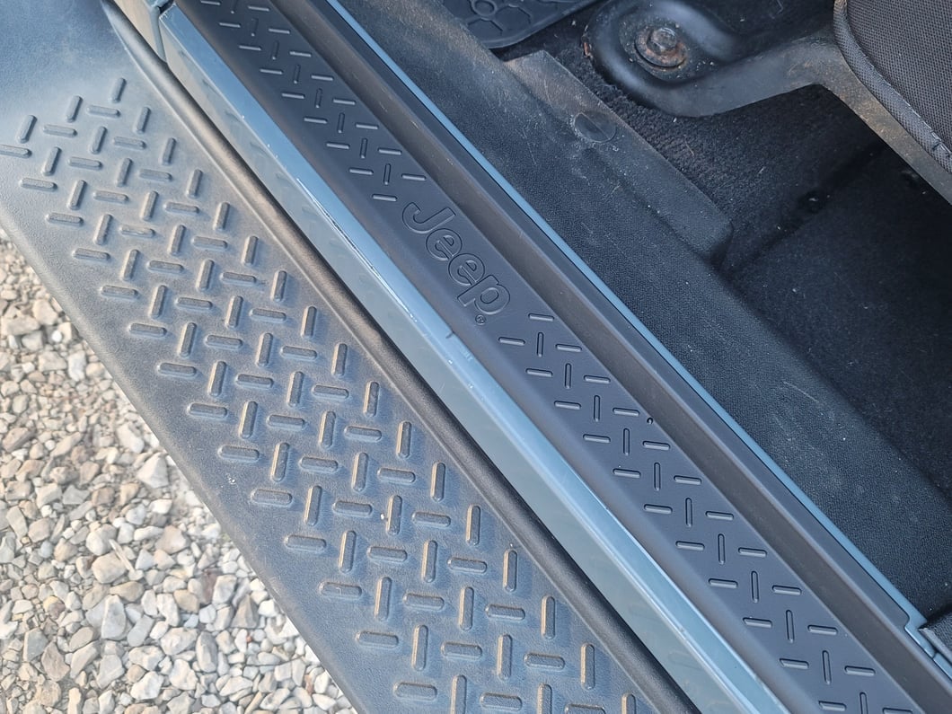 Jeep Licensed by RedRock Door Entry Guards with Jeep Logo (07-18 Jeep Wrangler JK 4-Door)