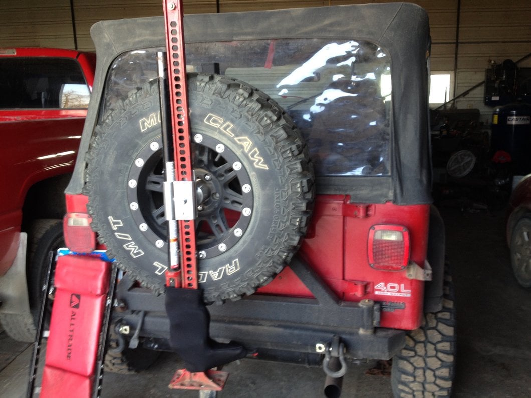 RedRock Extreme Recovery Jack Spare Tire Mount (87-18 Jeep Wrangler YJ, TJ & JK)