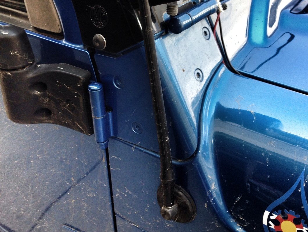 RedRock Trail Antenna; 13-Inch (97-06 Jeep Wrangler TJ)