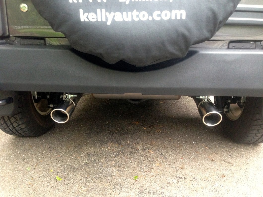 RedRock Dual Outlet Axle-Back Exhaust with Polished Tips (07-18 Jeep Wrangler JK)