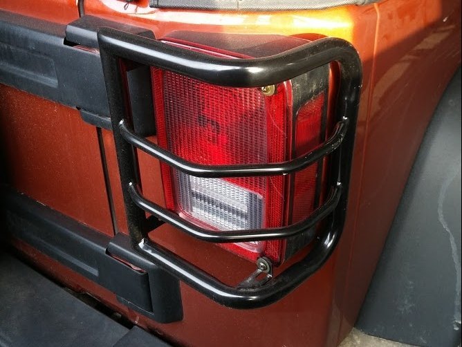 RedRock Wrap-Around Tail Light Guards; Gloss Black (07-18 Jeep Wrangler JK)