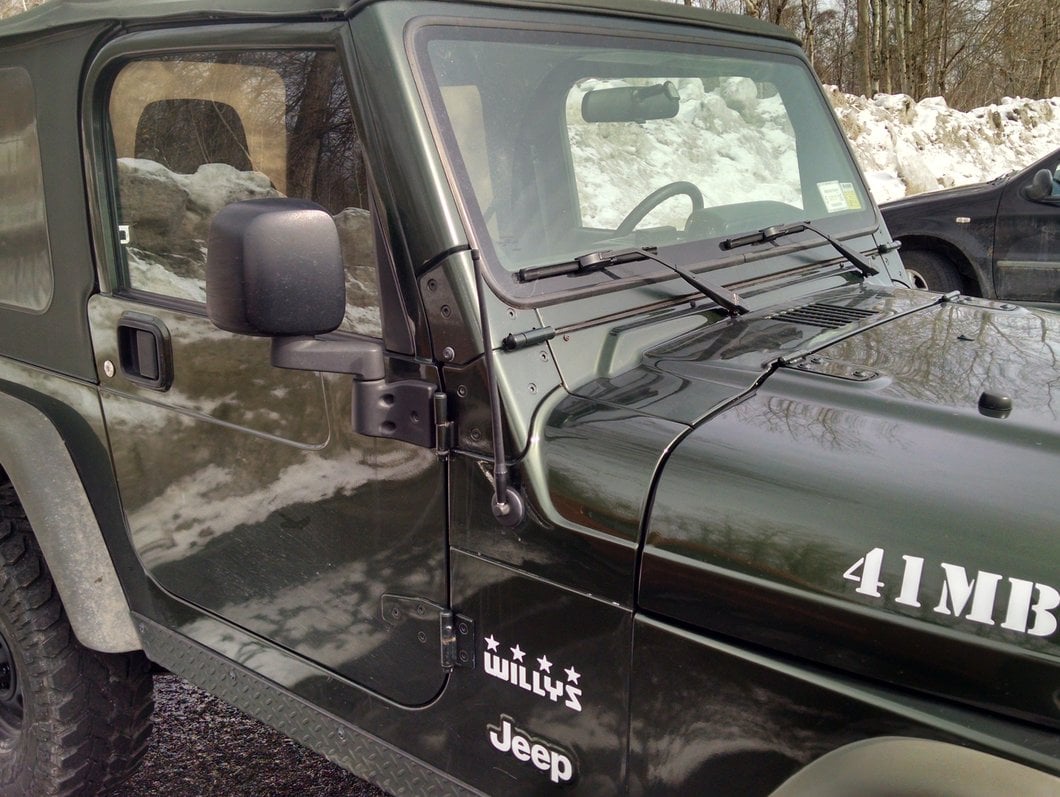 RedRock Trail Antenna; 13-Inch (97-06 Jeep Wrangler TJ)
