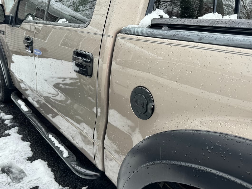 RedRock Fuel Door Cover; Matte Black (04-08 F-150 Styleside)