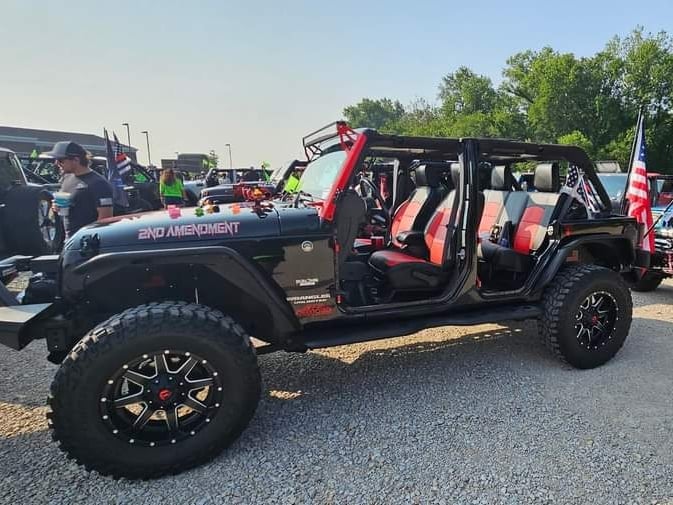Jeep Licensed by RedRock Extreme HD Rocker Steps with Jeep Logo (07-18 Jeep Wrangler JK)