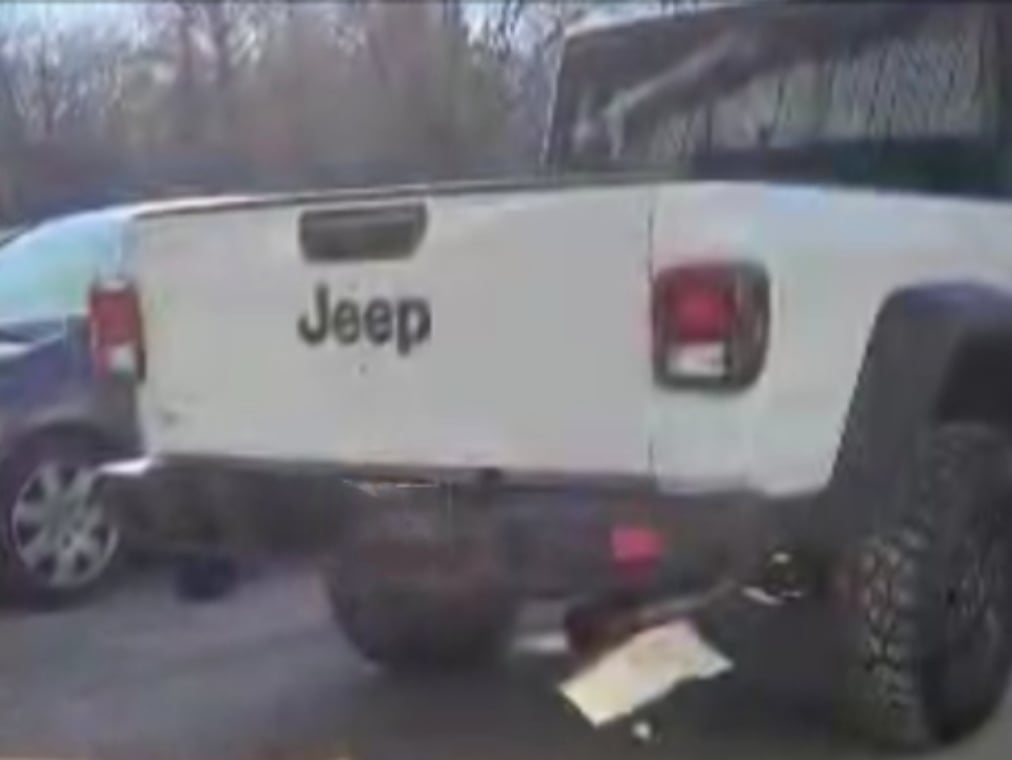 RedRock Dual Exhaust System with Black Tips; Rear Exit (20-25 3.6L Jeep Gladiator JT)