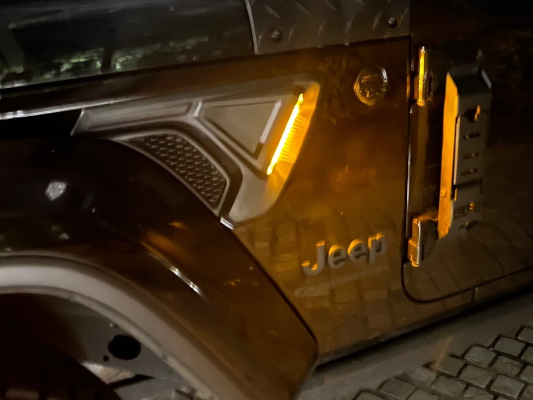 RedRock Fender Vent Lights (20-25 Jeep Gladiator JT)