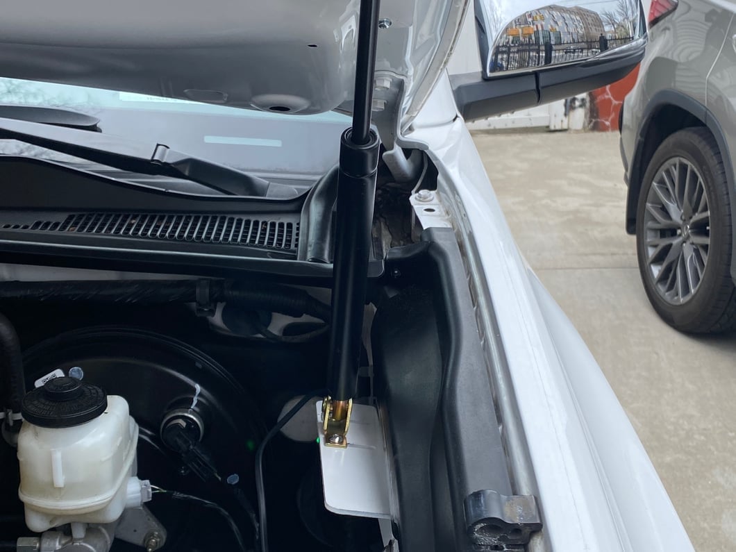 RedRock Hood Strut Kit (16-23 Tacoma)