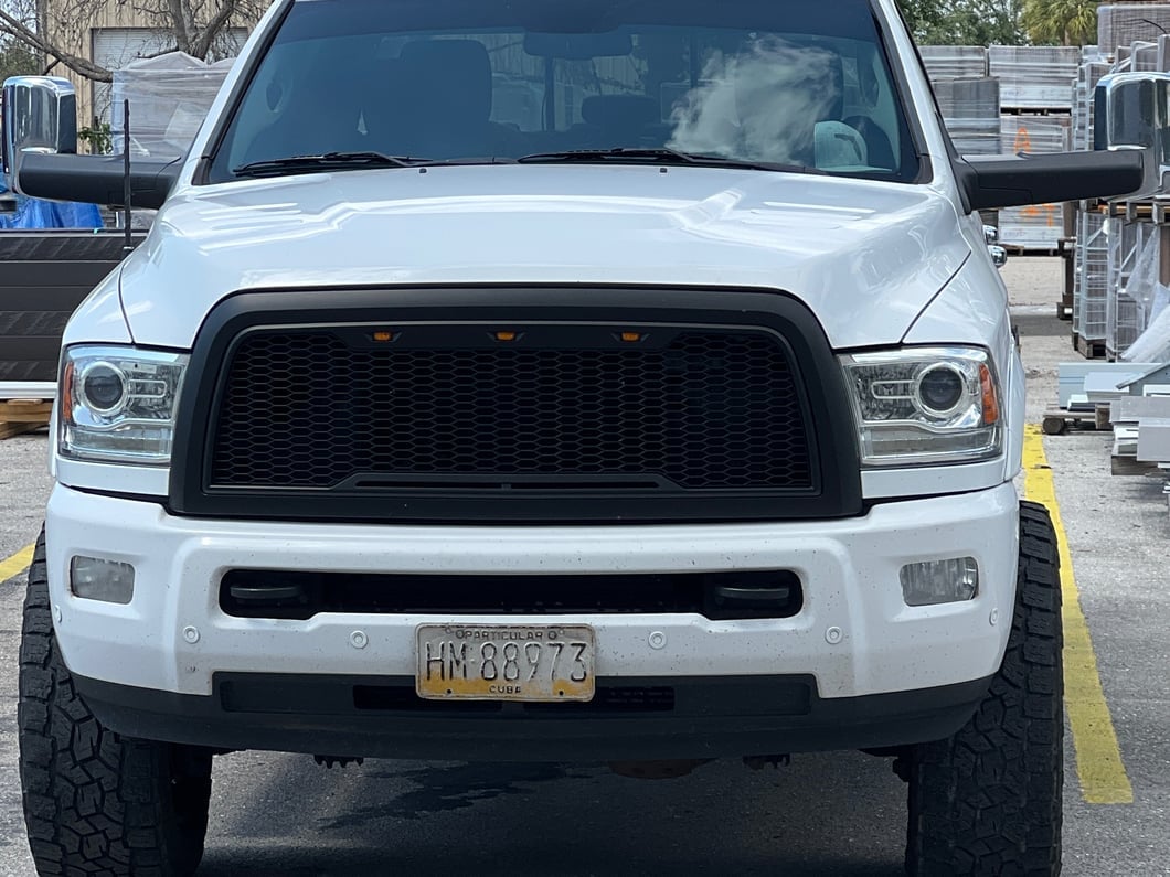 RedRock Impulse Upper Replacement Grille with Amber LED Lights; Matte Black (13-18 RAM 2500)