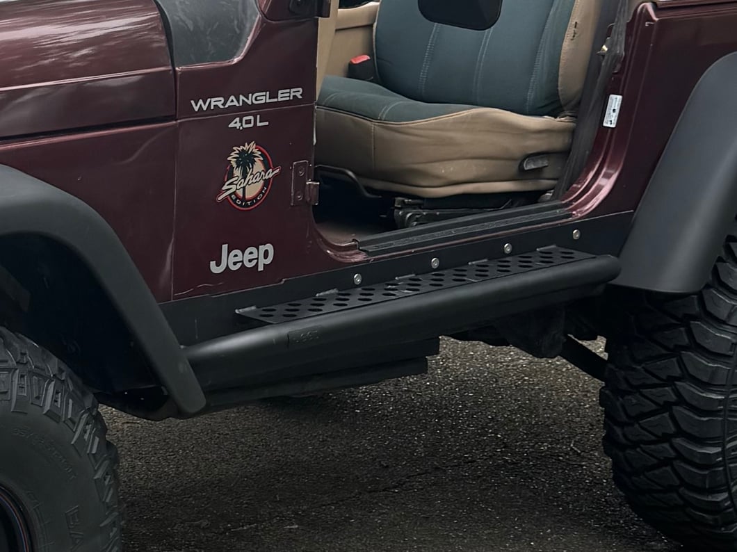 Jeep Licensed by RedRock Rocker Guards with Steps and Jeep Logo (97-06 Jeep Wrangler TJ, Excluding Unlimited)