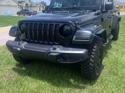 RedRock Headlight Covers; Smoked (20-25 Jeep Gladiator JT)