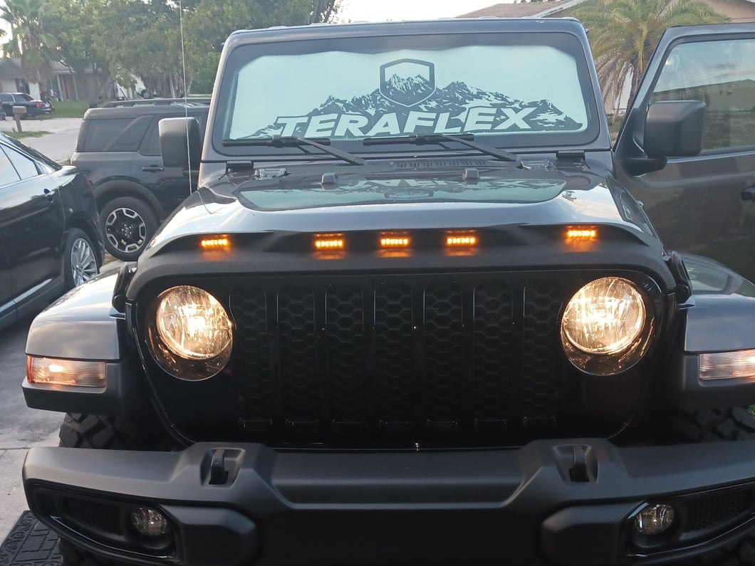 RedRock Hood Guard with LED Lighting (20-25 Jeep Gladiator JT, Excluding Mojave)