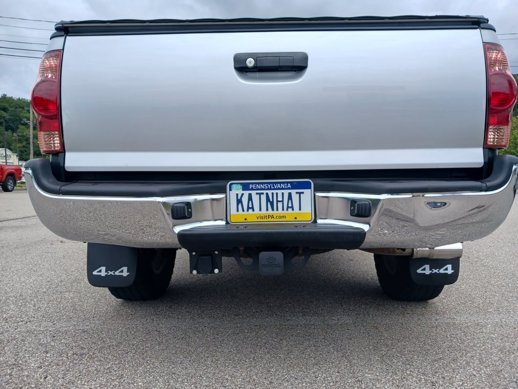 RedRock OE Style Hitch Assembly (05-15 Tacoma w/ Factory Hitch)