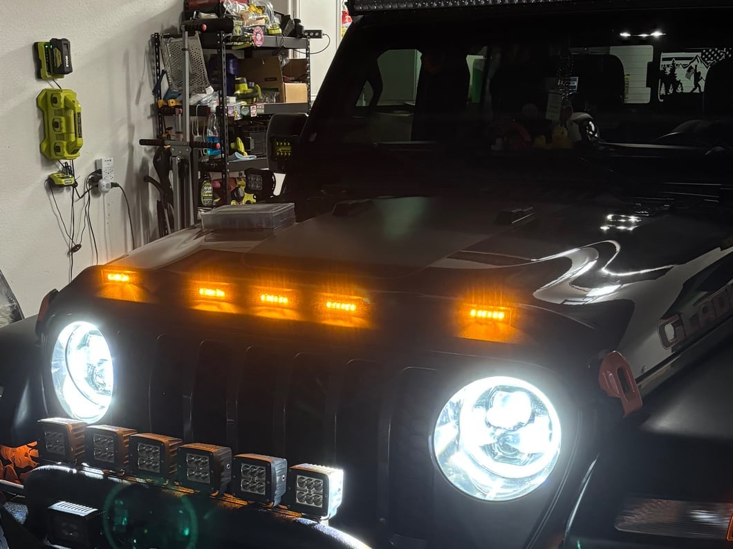 RedRock Hood Guard with LED Lighting (20-25 Jeep Gladiator JT, Excluding Mojave)