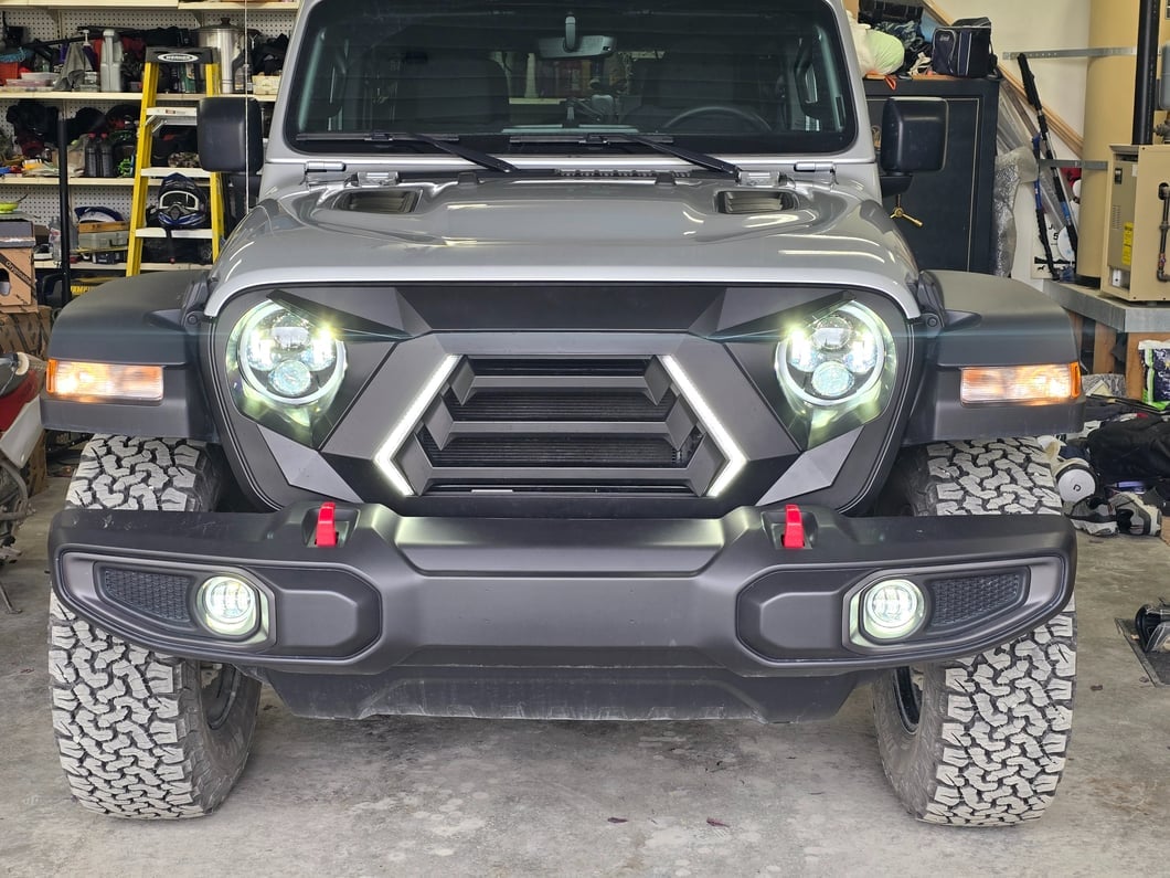 RedRock Goliath Grille with LED DRL and Turn Signals (18-25 Jeep Wrangler JL w/o TrailCam)