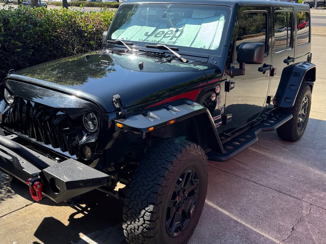 Jeep Licensed by RedRock Extreme HD Rocker Steps with Jeep Logo (07-18 Jeep Wrangler JK)