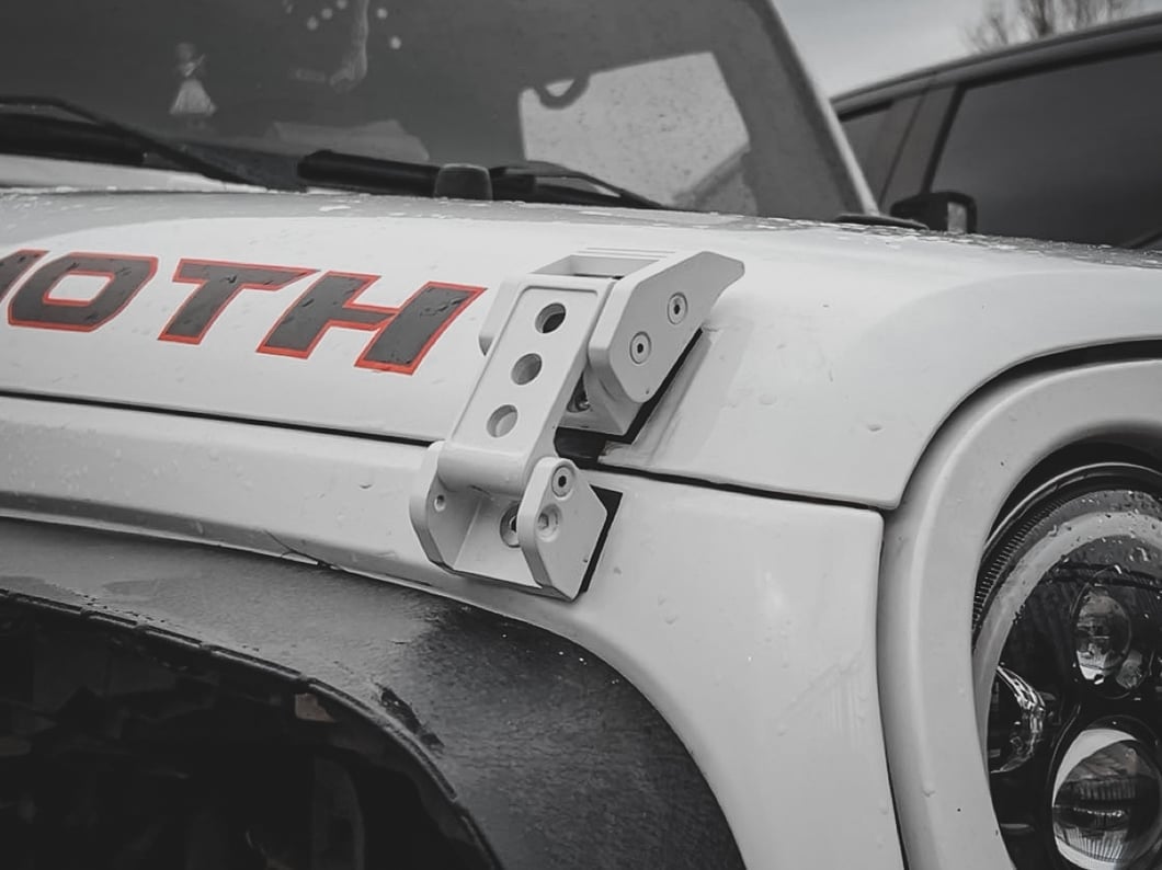 RedRock Billet Hood Catch Kit; White (07-25 Jeep Wrangler JK & JL)