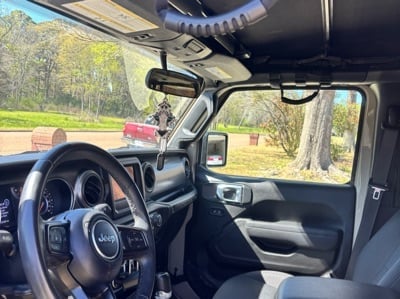 Jeep Licensed by RedRock Grab Handles with Jeep Logo (97-18 Jeep Wrangler TJ & JK)