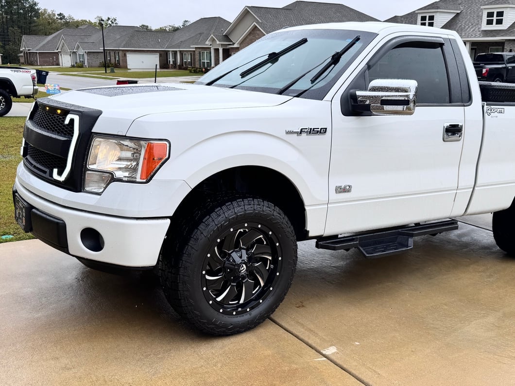 RedRock Baja Upper Replacement Grille with LED DRL and Turn Signal Function; Matte Black (09-14 F-150, Excluding Raptor)