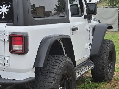 RedRock Flat Style Fender Flares with LED DRL and Turn Signals (18-25 Jeep Wrangler JL)