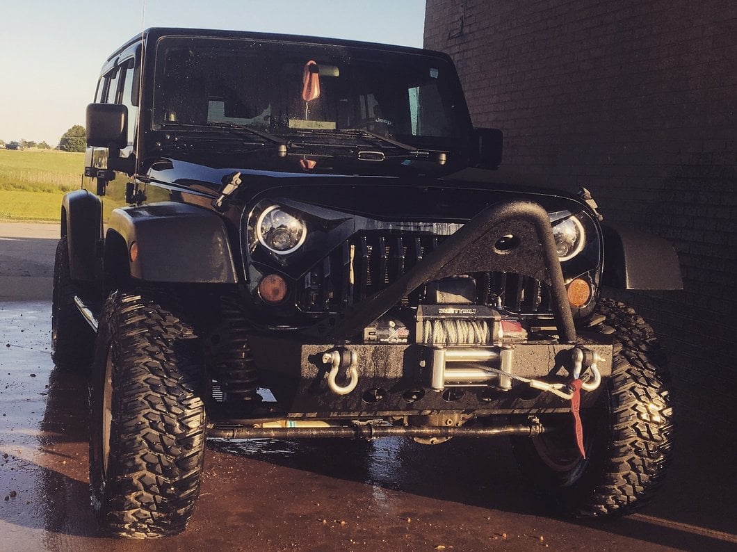 RedRock Mid-Width Winch Front Bumper with Stinger (07-18 Jeep Wrangler JK)