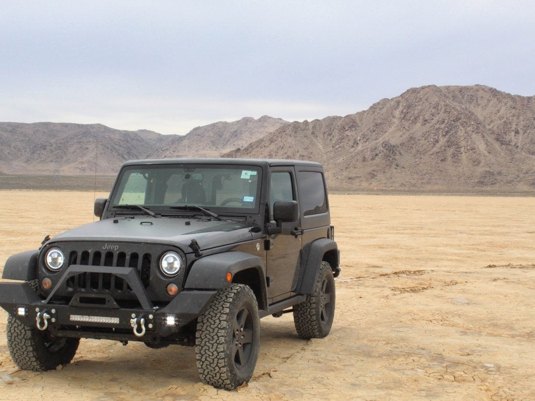 RedRock Max-HD Full Width Winch Front Bumper with Fog Lights and LED Light Bar (07-18 Jeep Wrangler JK)