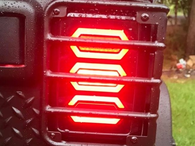 RedRock Euro Style Tail Light Guards; Black (07-18 Jeep Wrangler JK)