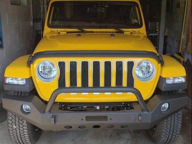 RedRock Full Width Winch Front Bumper with Halogen Fog Lights (18-25 Jeep Wrangler JL)