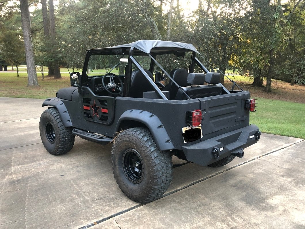 RedRock Euro Tail Light Guards; Black (76-06 Jeep CJ5, CJ7, Wrangler YJ & TJ)