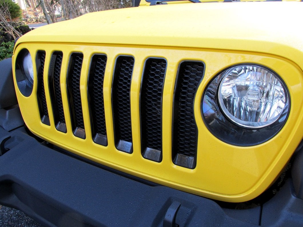 RedRock Front Grille Inserts; Black (18-23 Jeep Wrangler JL Sport w/o TrailCam)