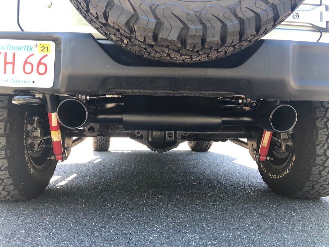 RedRock Axle-Back Exhaust with Black Tips (18-25 2.0L or 3.6L Jeep Wrangler JL)