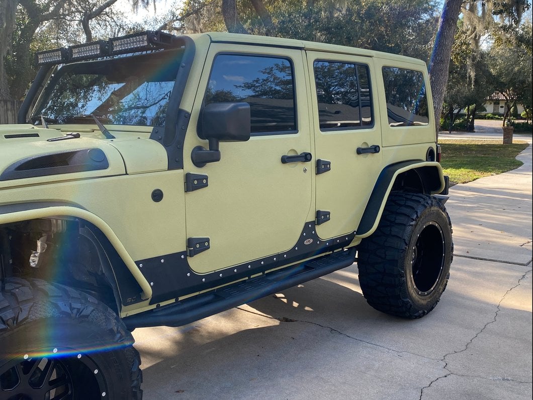 RedRock Side Armor with Step Pads; Textured Black (07-18 Jeep Wrangler JK 4-Door)