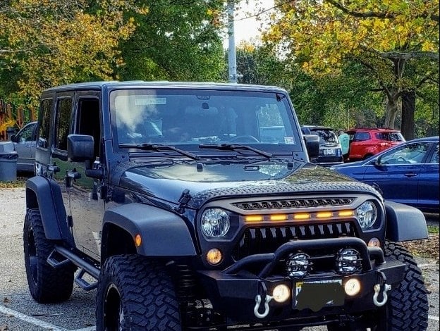 RedRock Gladiator Grille with Amber LED Lighting (07-18 Jeep Wrangler JK)