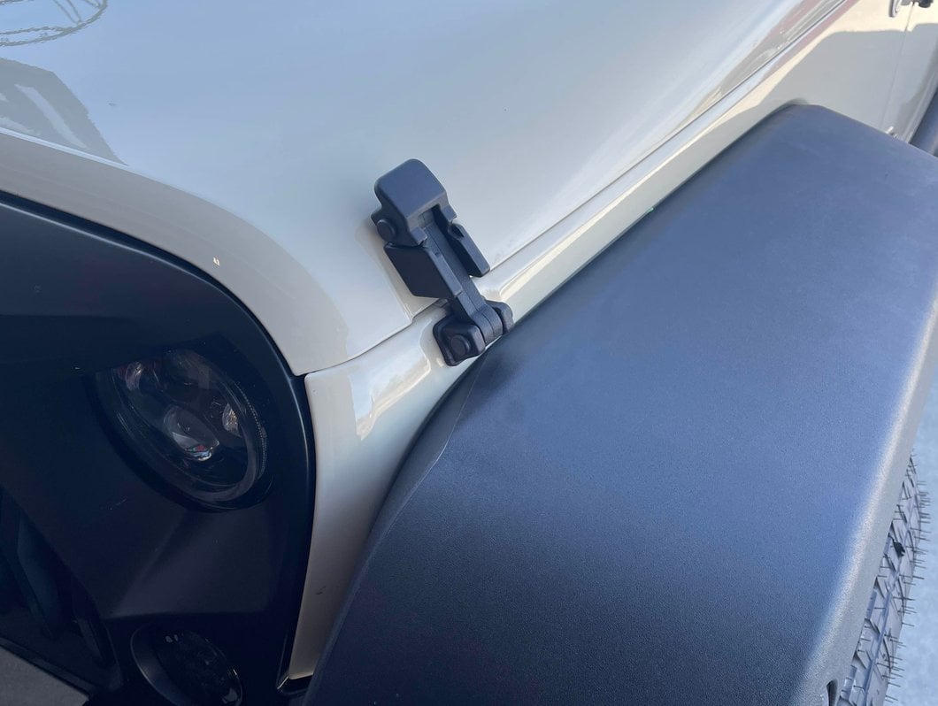 RedRock Hood Catch Kit; Black (07-18 Jeep Wrangler JK)