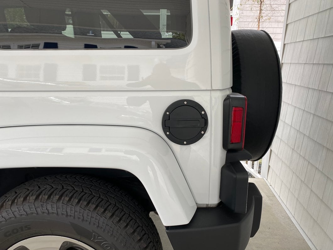 RedRock Fuel Filler Door Cover (07-18 Jeep Wrangler JK)