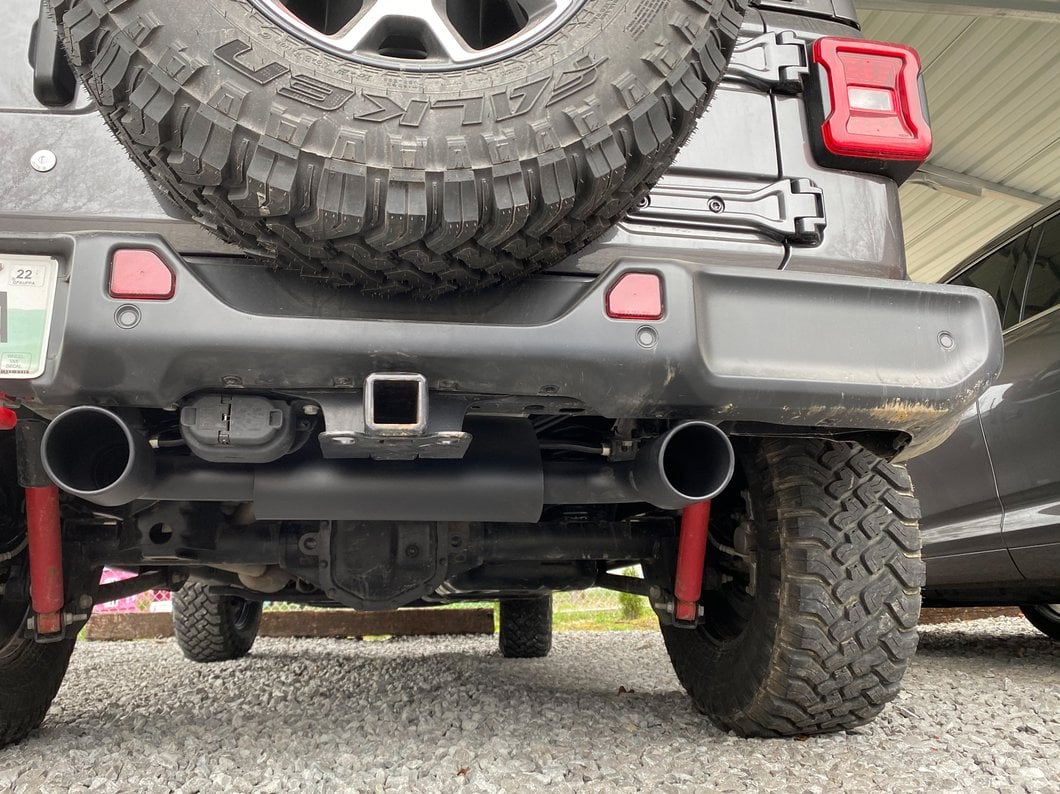RedRock Axle-Back Exhaust with Black Tips (18-25 2.0L or 3.6L Jeep Wrangler JL)