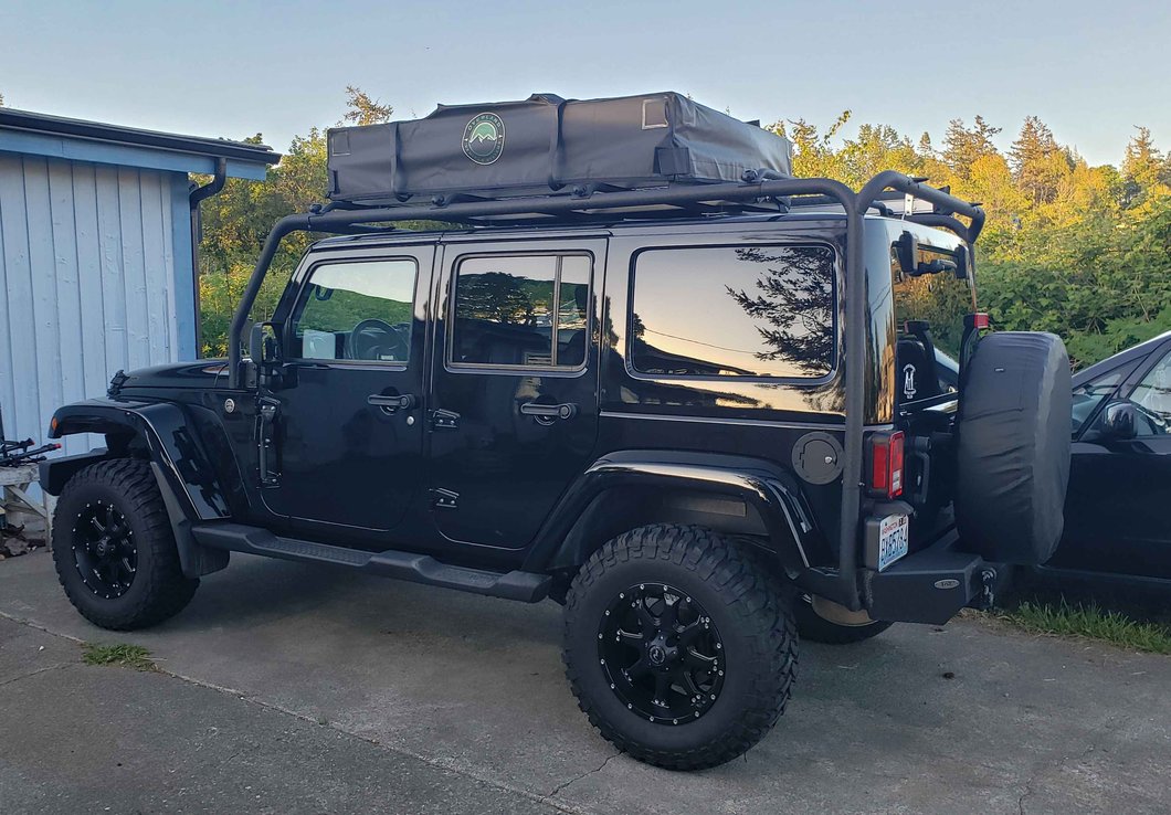 RedRock Locking Aluminum Fuel Door Cover (07-18 Jeep Wrangler JK)