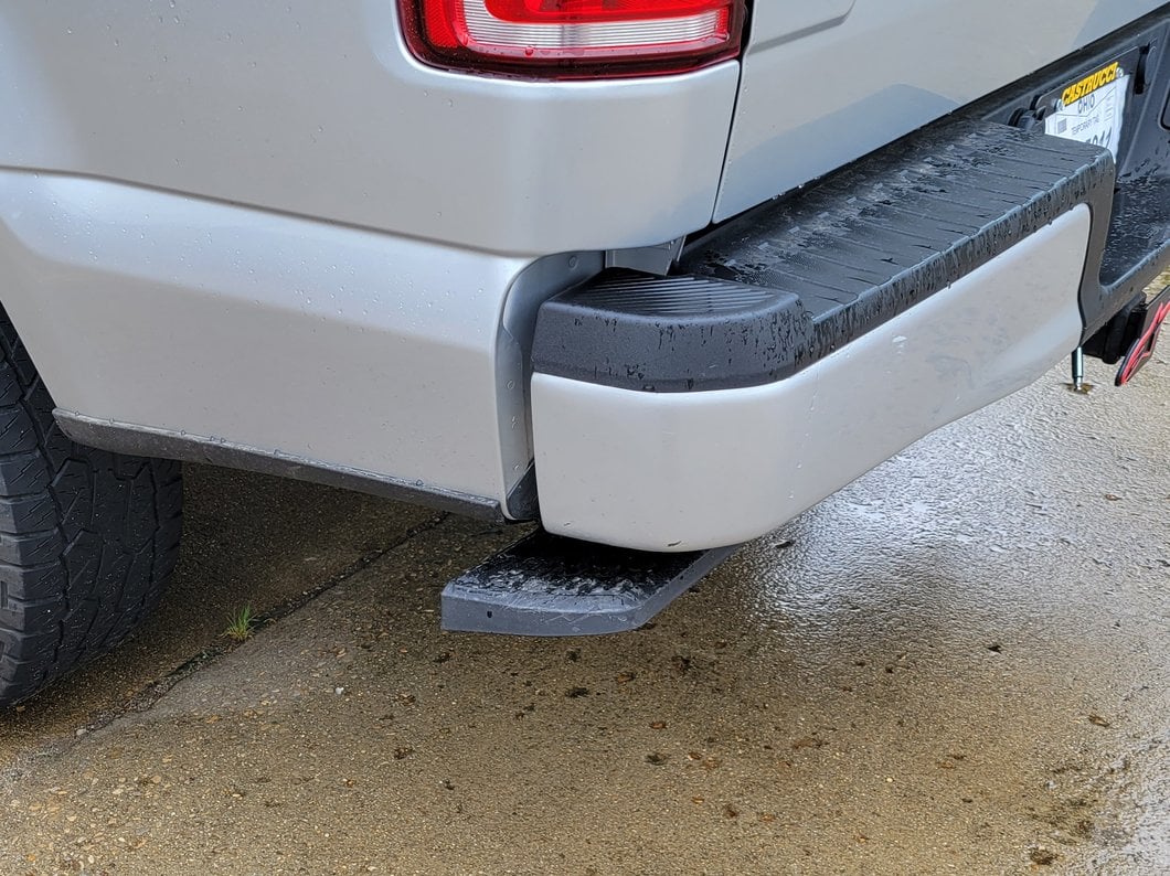 RedRock Retractable Bumper Step (15-20 F-150, Excluding Raptor)