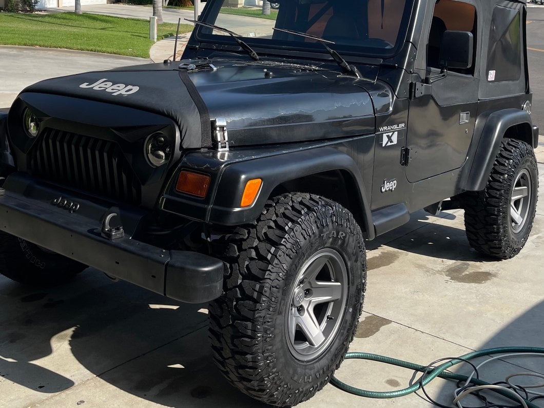 RedRock TruShield Series OE-Style Replacement Soft Top (97-06 Jeep Wrangler TJ, Excluding Unlimited)